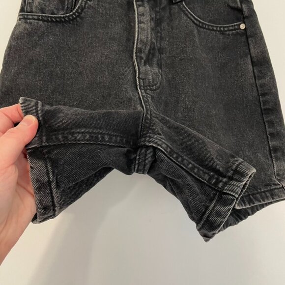 ZARA Basic Z1975 Mom Fit High Waist Shorts Black High Waisted Denim Jean 90s Y2K - Picture 8 of 16